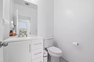 275 Custer Ave, Jersey City, NJ 07305 - Photo 8