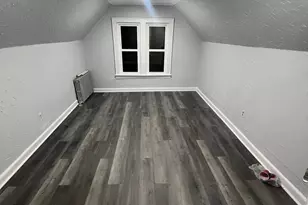 152 W 30th St, Bayonne, NJ 07002 - Photo 4