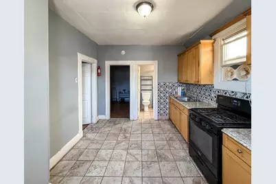 341 Avenue E #2, Bayonne, NJ 07002 - Photo 4