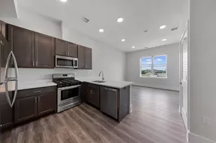 660 Grand St, Jersey City, NJ 07304 - Photo 2