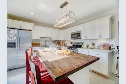 26 East 49th St, Bayonne, NJ 07002 - Photo 8