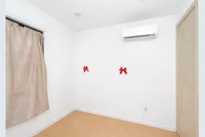 9 Myrtle Ave, Jersey City, NJ 07305 - Photo 4