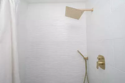 9 Myrtle Ave, Jersey City, NJ 07305 - Photo 6