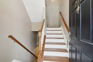 273 Roslyn Ct, West New York, NJ 07093 - Photo 4