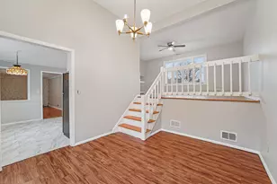 32 Waverly Dr W, Edison, NJ 08817 - Photo 10
