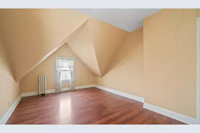 1074 Avenue C, Bayonne, NJ 07002 - Photo 14