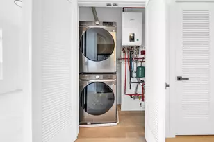 649 38th St, Union City, NJ 07087 - Photo 10