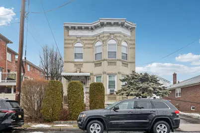 239 Desoto Pl #2, Cliffside Park, NJ 07010 - Photo 2