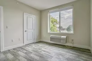 140 Avenue B, Bayonne, NJ 07002 - Photo 14