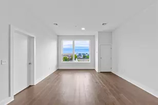 250 Ave E, Bayonne, NJ 07002 - Photo 4