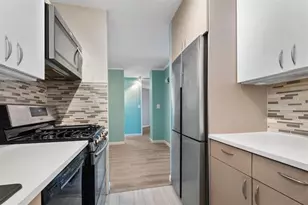 7004 Blvd E, Guttenberg, NJ 07093 - Photo 8