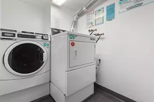 7004 Blvd E, Guttenberg, NJ 07093 - Photo 16