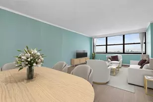 7004 Blvd E, Guttenberg, NJ 07093 - Photo 2