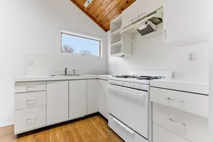 2455 3rd St, Fort Lee, NJ 07024 - Photo 32