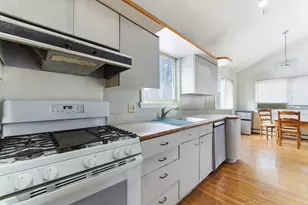 2455 3rd St, Fort Lee, NJ 07024 - Photo 6