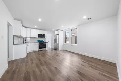 10 East 11th St, Bayonne, NJ 07002 - Photo 16