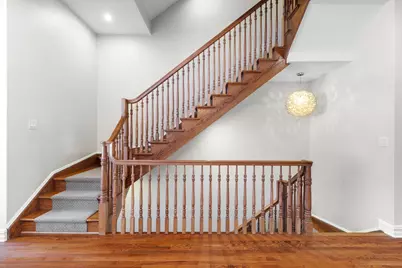 36 Regency Pl, Weehawken, NJ 07086 - Photo 18