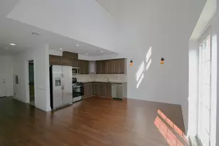 769 Montgomery St, Jersey City, NJ 07306 - Photo 8