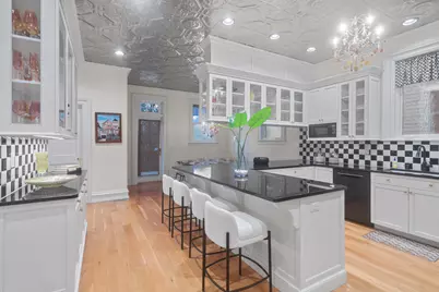 31 Hamilton Ave, Weehawken, NJ 07086 - Photo 6