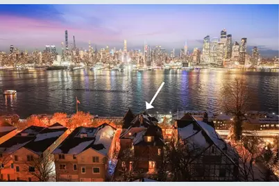 31 Hamilton Ave, Weehawken, NJ 07086 - Photo 2