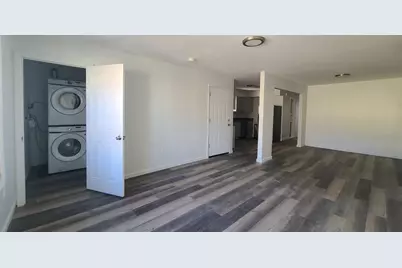 150 New York Ave #2, Jersey City, NJ 07307 - Photo 4