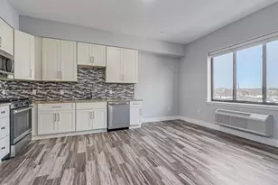 424 Whiton St, Jersey City, NJ 07304 - Photo 10