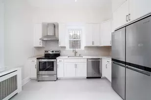 33 Glenwood Ave, Jersey City, NJ 07306 - Photo 14