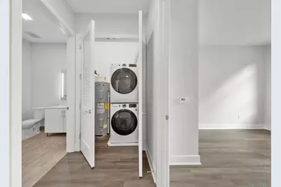 121 34th St #611, Union City, NJ 07087 - Photo 8