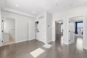 974 Summit Ave, Jersey City, NJ 07307 - Photo 10