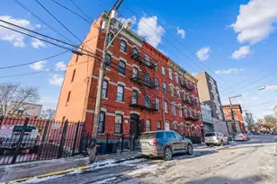 35 Harmon St, Jersey City, NJ 07304 - Photo 20