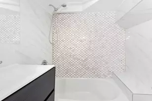 104 Hopkins Ave, Jersey City, NJ 07306 - Photo 20
