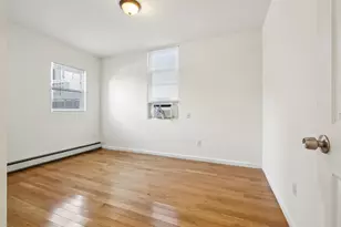 66 Chestnut Ave, Jersey City, NJ 07306 - Photo 22