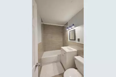135 Montgomery St #5, Jersey City, NJ 07302 - Photo 4