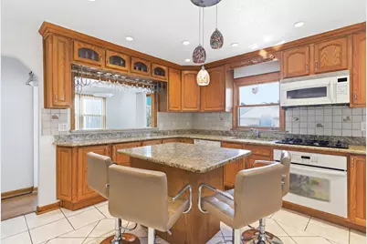 22 Schuyler Ave, Kearny, NJ 07032 - Photo 4