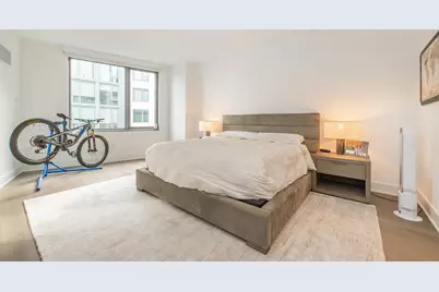 9 Avenue At Port Imperial #810, West New York, NJ 07093 - Photo 2