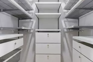 139 New York Ave, Jersey City, NJ 07307 - Photo 16