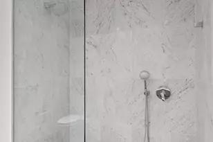 387 8th St, Jersey City, NJ 07302 - Photo 16