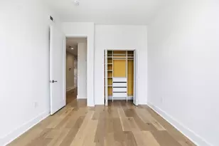 194 Cambridge Ave, Jersey City, NJ 07307 - Photo 16