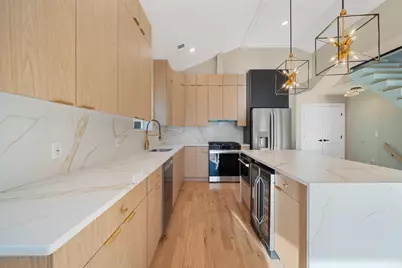 32 Zabriskie St #2, Jersey City, NJ 07307 - Photo 8