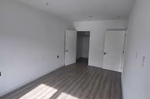 211 Baldwin Ave, Jersey City, NJ 07305 - Photo 10