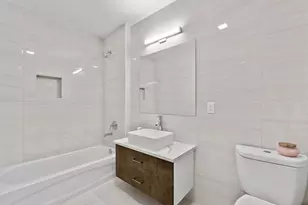 412 Whiton St, Jersey City, NJ 07304 - Photo 8