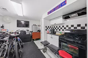 141 Kennedy Blvd, Bayonne, NJ 07002 - Photo 32