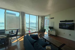 20 Newport Pkwy, Jersey City, NJ 07310 - Photo 4