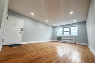 154 Bowers St, Jersey City, NJ 07307 - Photo 6