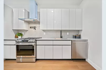 192 Cambridge Ave #A, Jersey City, NJ 07307 - Photo 4