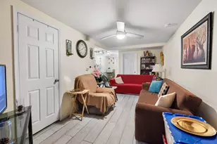 961A Summit Ave, Jersey City, NJ 07307 - Photo 6