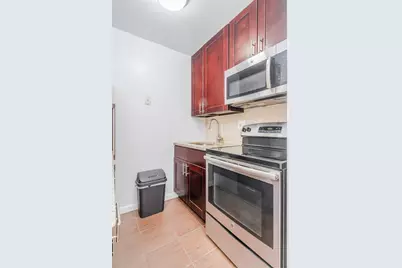 310 70th St #1E, Guttenberg, NJ 07093 - Photo 6