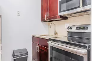 310 70th St, Guttenberg, NJ 07093 - Photo 6