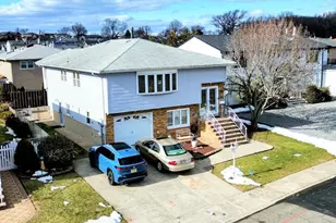 1033 Park Dr, Secaucus, NJ 07094 - Photo 2