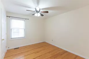 260 Custer Ave, Jersey City, NJ 07305 - Photo 8